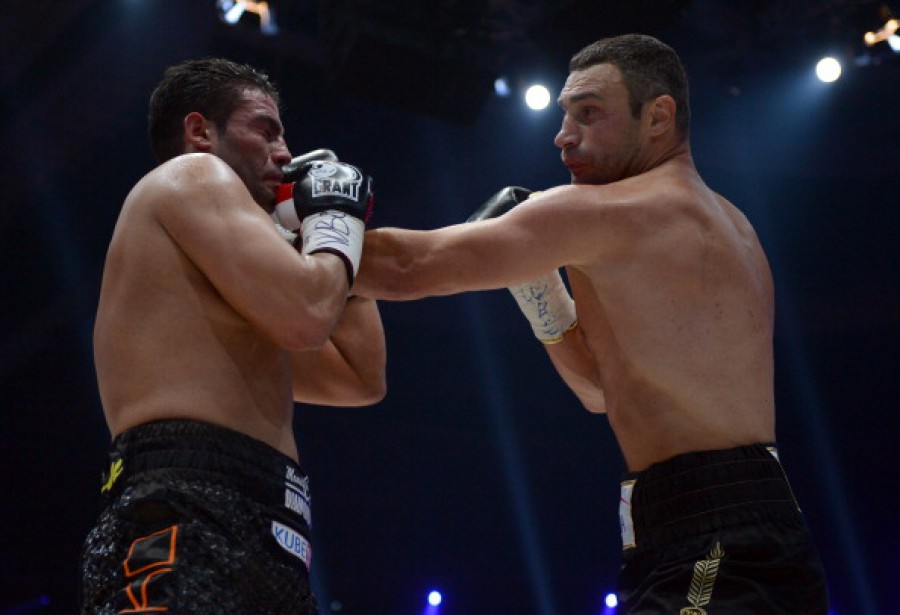 Има две пречки мачът да се проведе