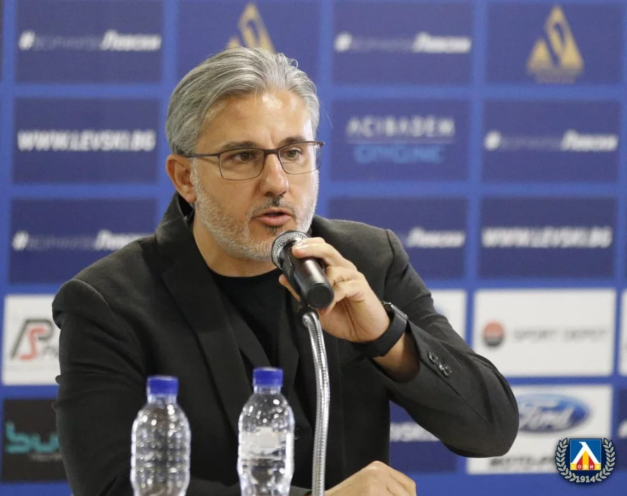 Ники Михайлов говори за Павел Колев