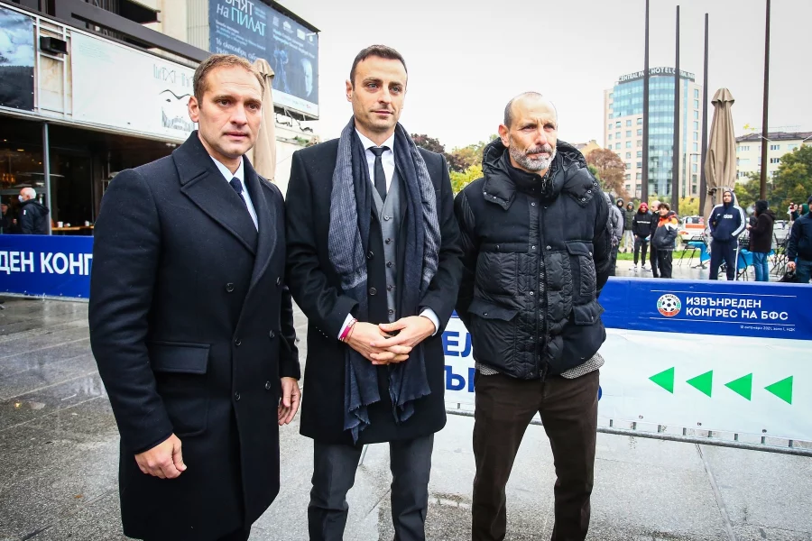 Димитър Бербатов, Стилиян Петров и Мартин Петров с равносметка
