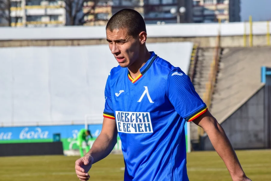 Левски решава за Здравко Димитров