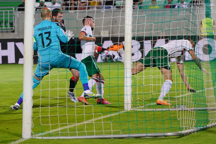 България записа срамна загуба с 2:5 от Грузия