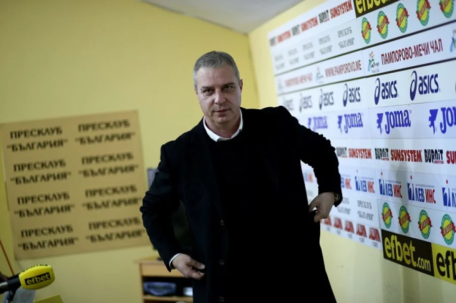 Станков даде съвет на Томаш