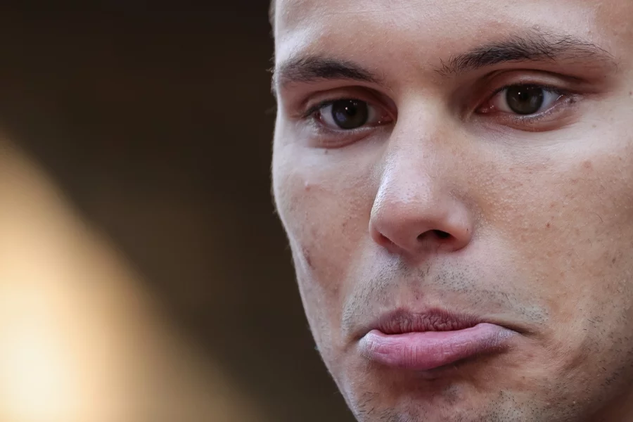 Антъни се замесва в пореден скандал