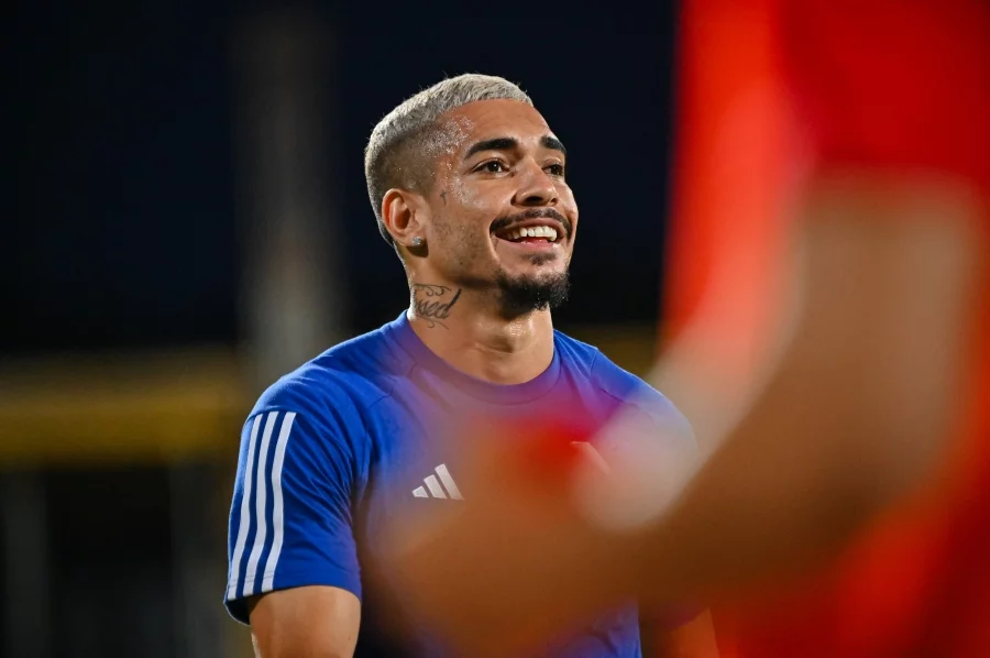Сираков каза: Продаваме или Кордоба, или Уелтън