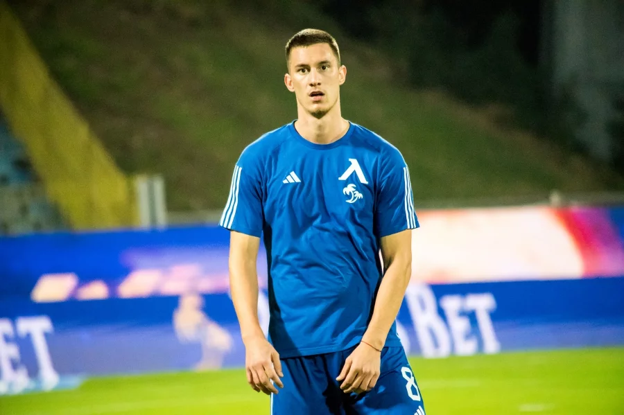 Андриан Краев