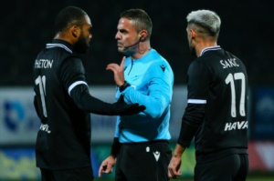 2023/12/05/0913750001701794110