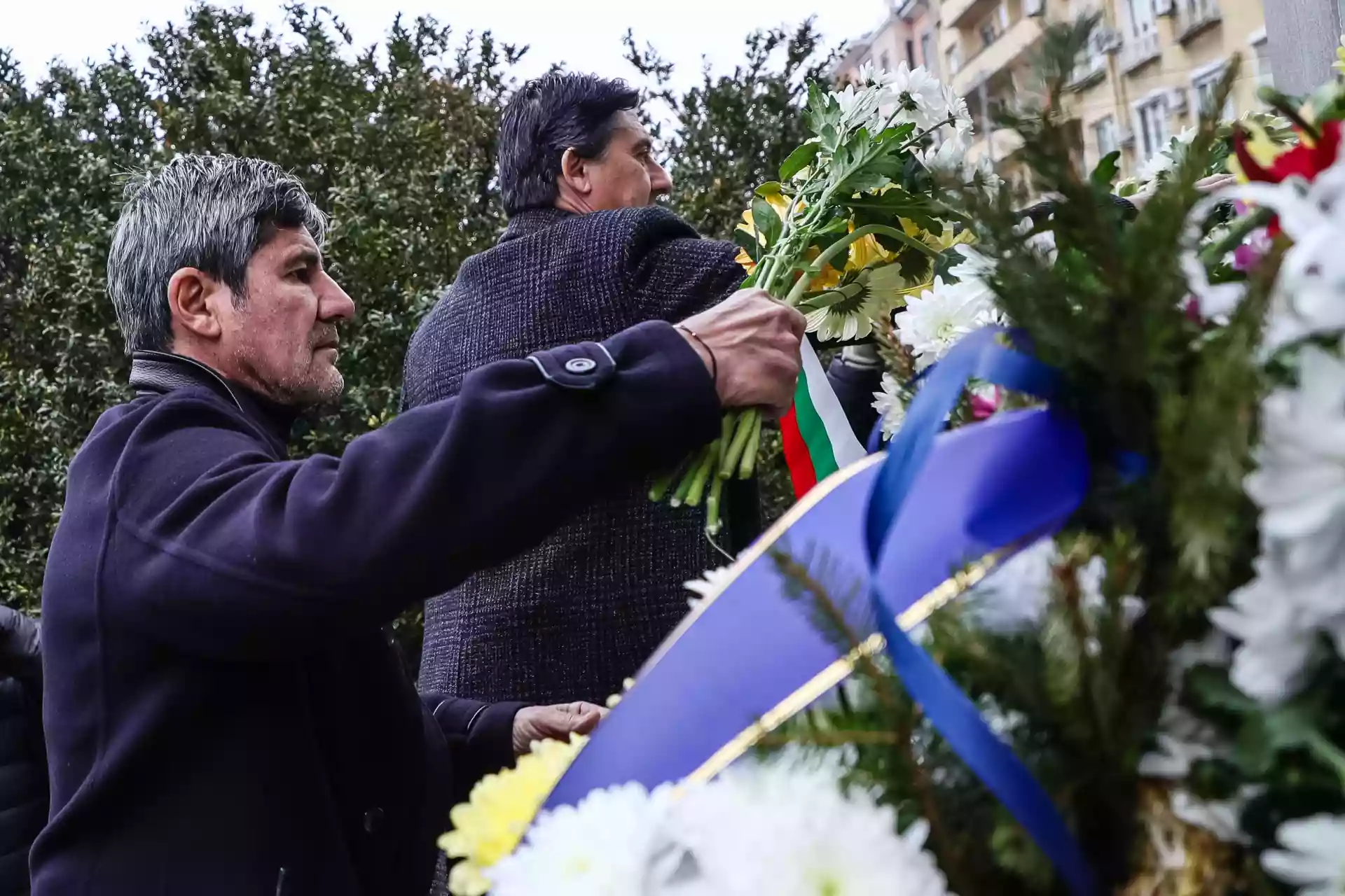 Николай Костов също отдаде почит на Апостола