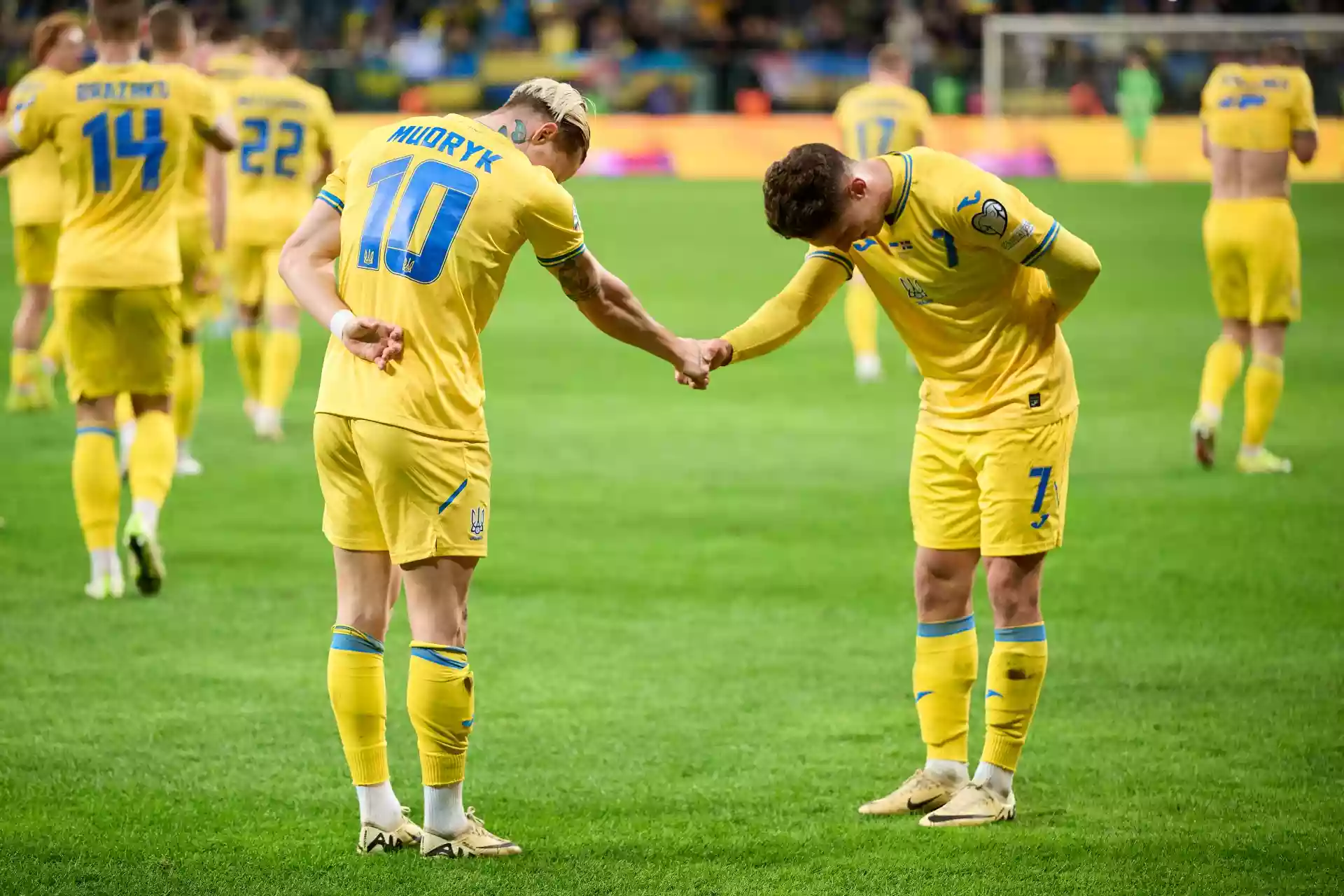 Украйна