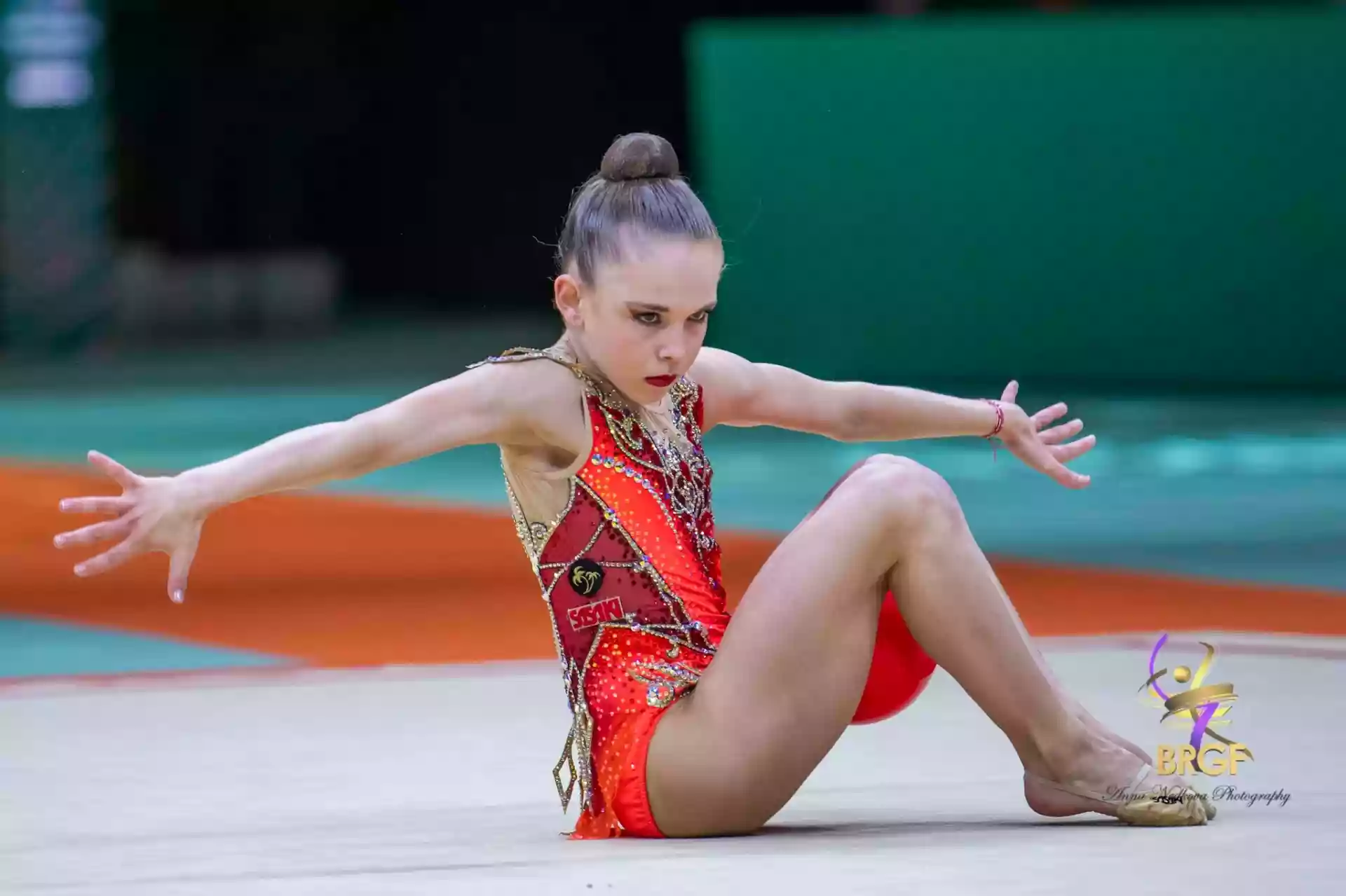 Стилияна Николова