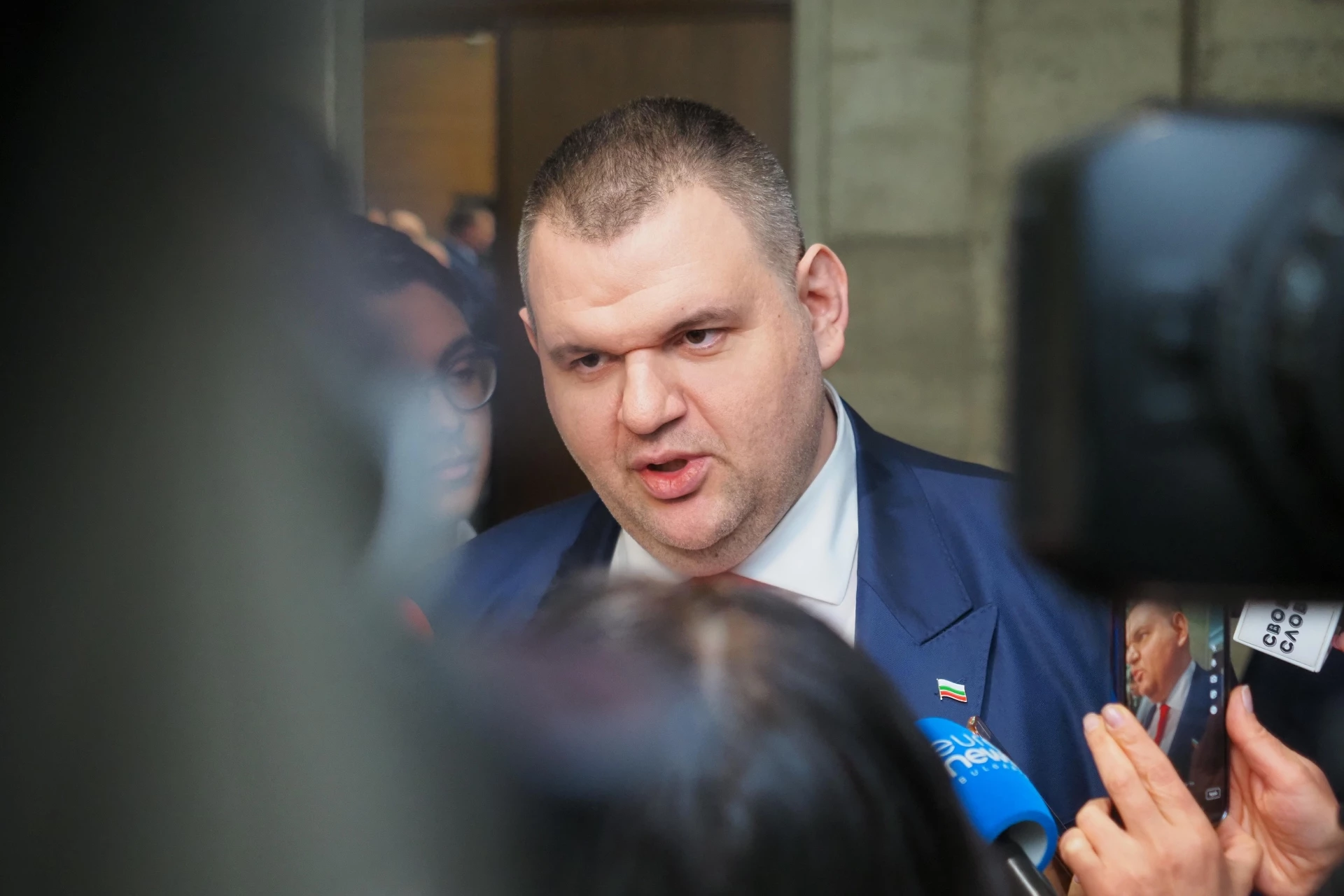Пеевски спасява
