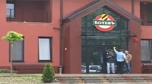 Костадинов: Парите в Ботев ще свършат до 2-3 месеца