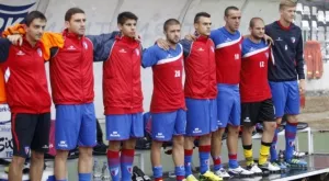 Трима подсилиха халфовата линия на Марек