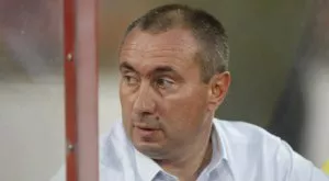 Мъри Стоилов подписа с Левски?