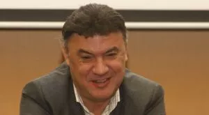 БФС остави клубовете да се разбират за правата