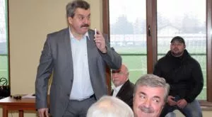 Батков поиска фенска помощ за лиценза на "Левски"