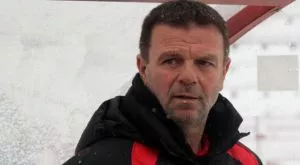 Стойчо Младенов бяга от Египет
