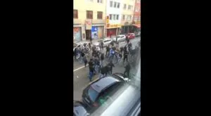 ВИДЕО: Десетки хулигани се сбиха на Кьолн - Айнтрахт