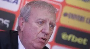 ЦСКА има нов собственик, Томов подписа документите