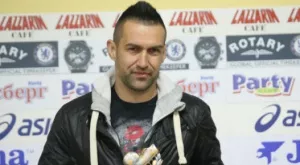 Камбуров още не е разтрогнал с Локо Пд
