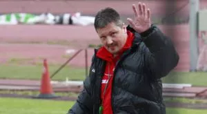 Любо Пенев дава пресконференция утре