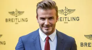 Страшен скандал с Бекъм, лъснаха личните му съобщения
