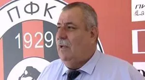Скандал! Локомотив Сф може да не започне във "В" група