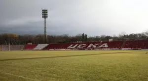 Холандски таран пристигна на "Армията"