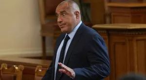 Бойко Борисов дава 100 милиона за футбол при едно условие