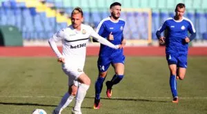 Бивши левскари донесоха важни 3 точки на Славия