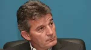 Във Франция сложиха Емил Костадинов сред 4-мата, навредили най-много на футбола им