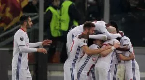 Лион е на полуфинал след драма с дузпи срещу Бешикташ