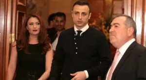 Бербатов шокира: Няма да спирам с футбола след Керала