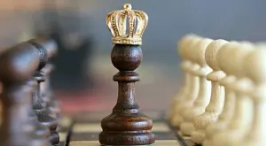 {{ otherArticle[0].article.title }}
