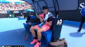 Някой да му обели банана! (ВИДЕО)