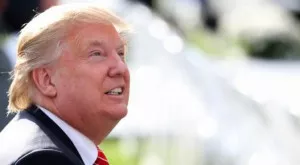 ВИДЕО: Сирийски фенове по време на мач: F*ck you, Trump!