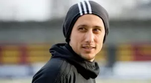 Официално: Михаил Александров е играч на Славия