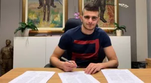 Защитник преподписа с ЦСКА за 3 години
