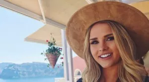 Блокираха акаунта в Instagram на блондинката, която нахлу на терена в Мадрид 
