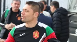 Видни имена в родния футбол разкритикуваха Александър Димитров
