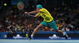 Алекс де Минор тръгна с победа в дебюта си на Sofia Open