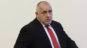 Фенове на Левски с въпроси към премиера Борисов във Фейсбук