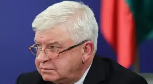 Кирил Ананиев отново говори за затваряне на стадионите, ето при какво условие ще се случи