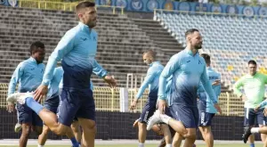 Левски сменя двойката централни защитници през пролетта