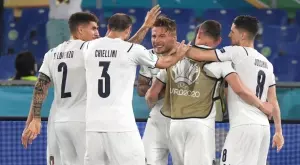 Еуфория в медиите в Италия след ударното начало на европейското по футбол
