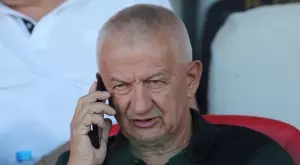 Крушарски: Техните фенове направиха провокация, нека ме псуват