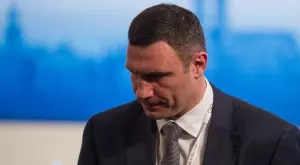 Кличко за Усик: Пак показваме, че побеждаваме и в спорта, и на бойното поле