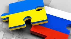 Грозна гледка: Кратери от бомби на стадион в Украйна (СНИМКА)