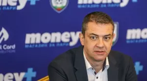 Не остана дълго без работа: Виктор Касай ще е шеф на съдиите в Австрия
