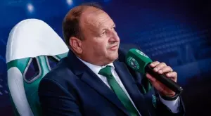 Как Караманджуков стана за смях пред Крушарски в опит да се изтъкне през 2020-а?