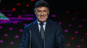 Чеферин лично покани Михайлов на благотворителен мач с Фиго, Малдини и Буфон
